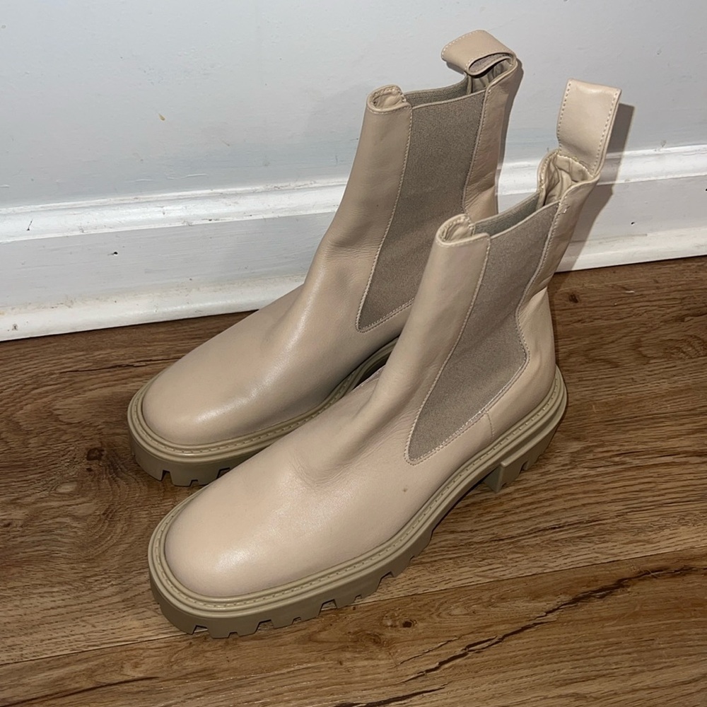 Winter boots